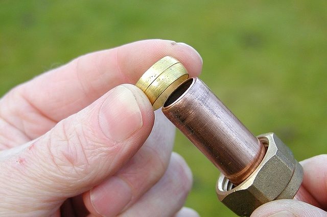 An Easy Trick for Draining Vertical Pipes