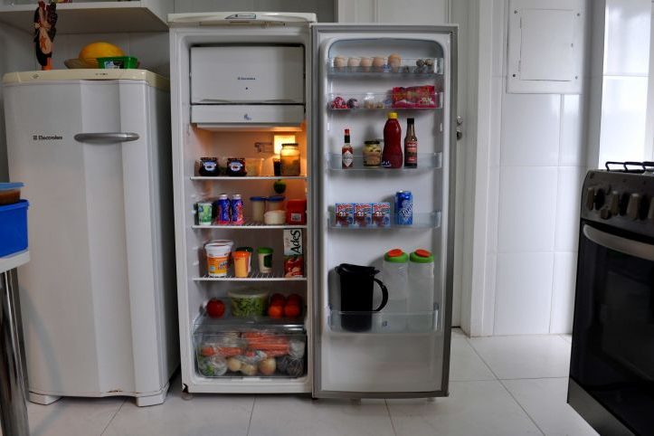 Top Refrigerator Maintenance Tips