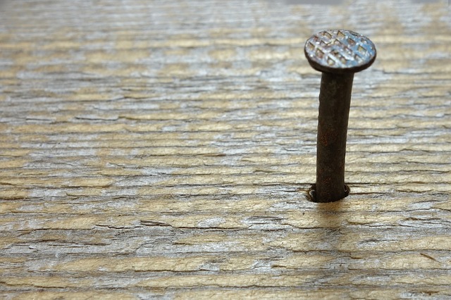 replace-popped-nails-in-your-deck