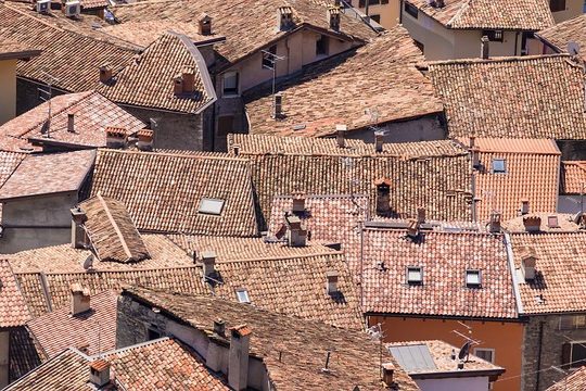 3-questions-to-ask-yourself-before-repairing-or-replacing-your-roof