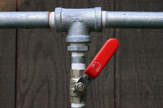 galvanized-water-distribution-pipes
