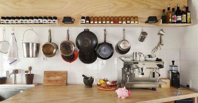 tension-rod-pan-rack