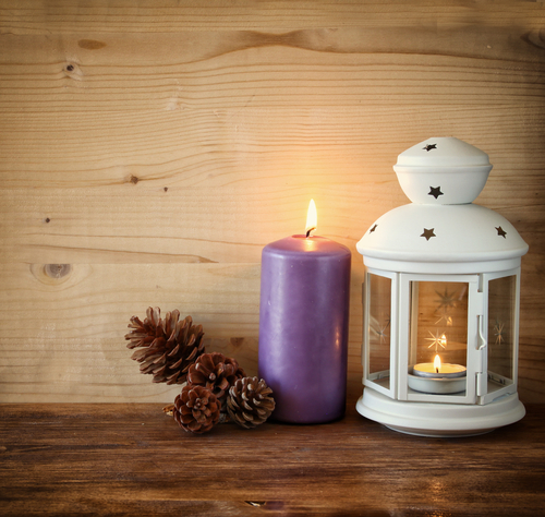 Seasonal-Candles-Add-a-Classy-Touch