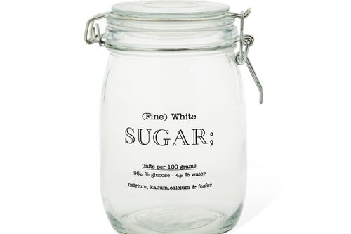 Lovely-Lettering-Makes-a-Pretty-Pantry