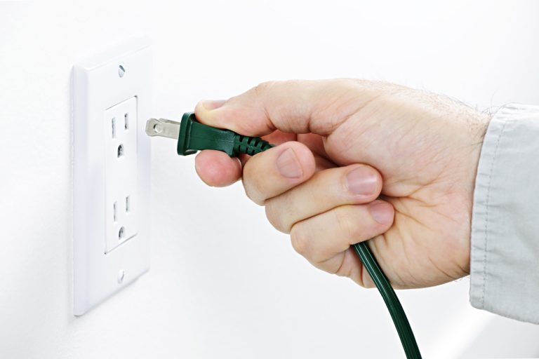 4-Electrical-Maintenance-Tips