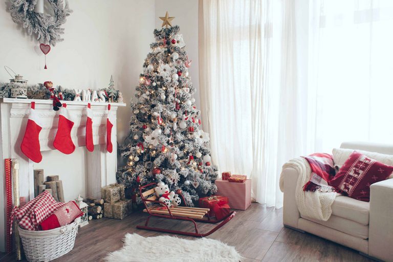 Keep Your Holidays Smooth and Decorate Early